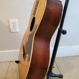 Vintage 1930s Regal Parlor Guitar - Lyon & Healy Quality Built - Image 13