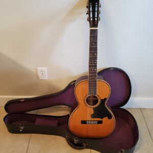 Vintage 1930s Regal Parlor Guitar - Lyon & Healy Quality Built - Image 17