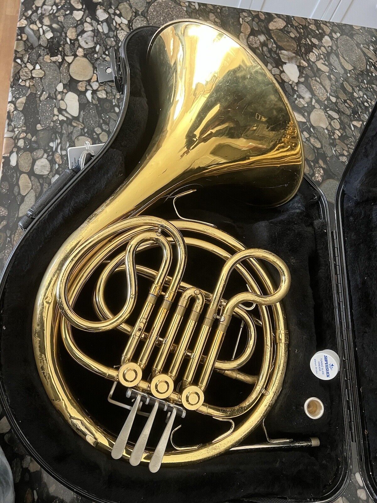 Single French Horn 1