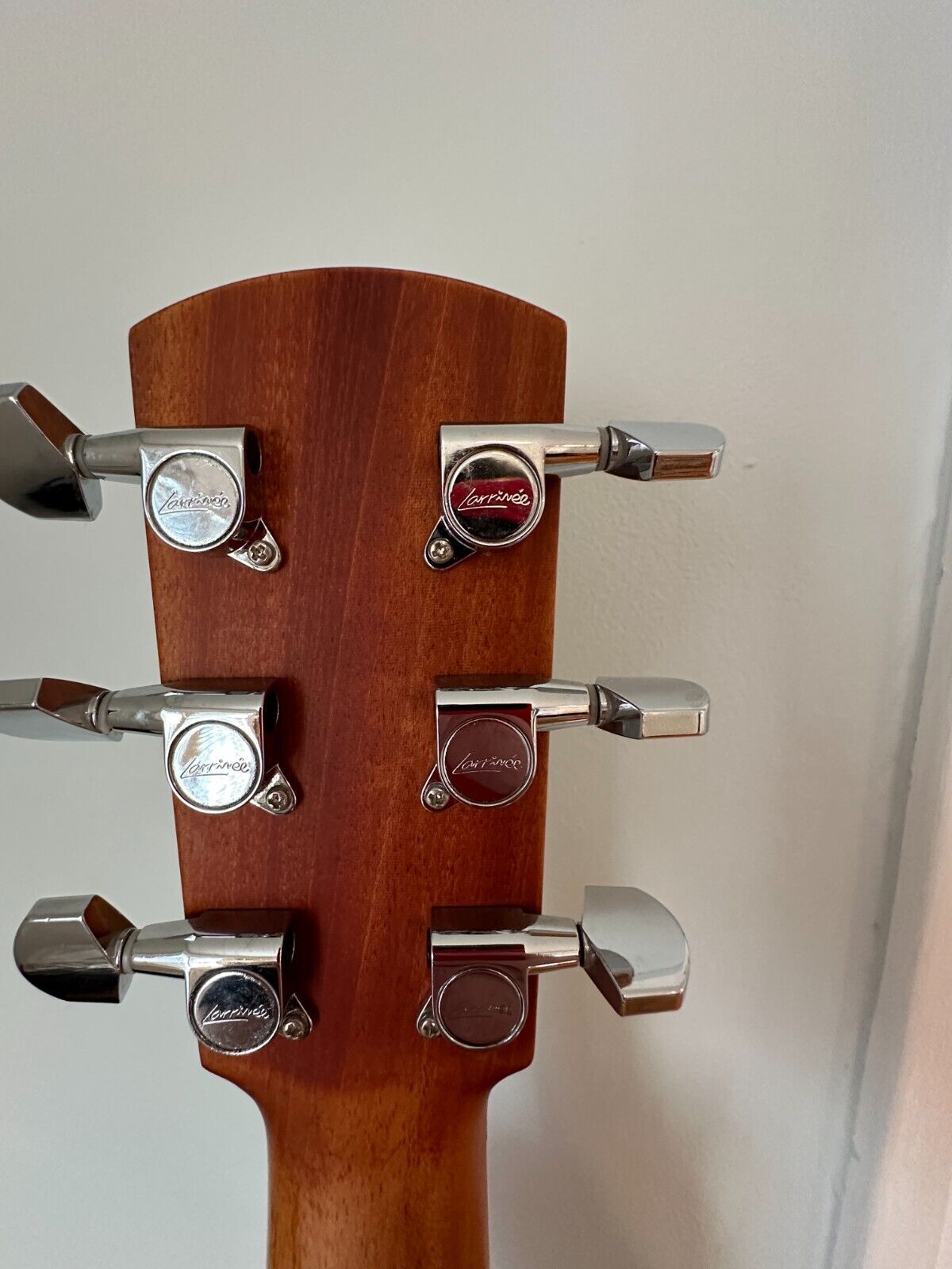 Larrivée L-03R Acoustic Guitar Rosewood back Sitka top – Used 14