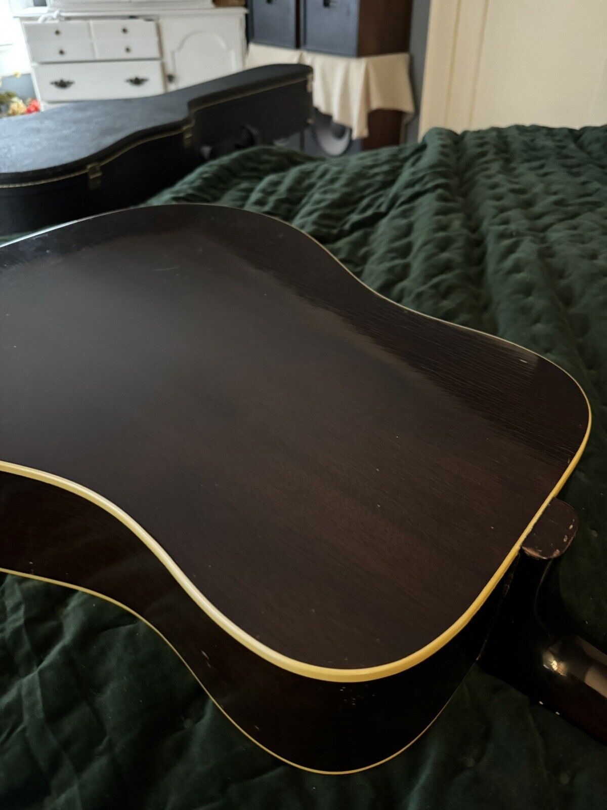 1968 Gibson J45 19