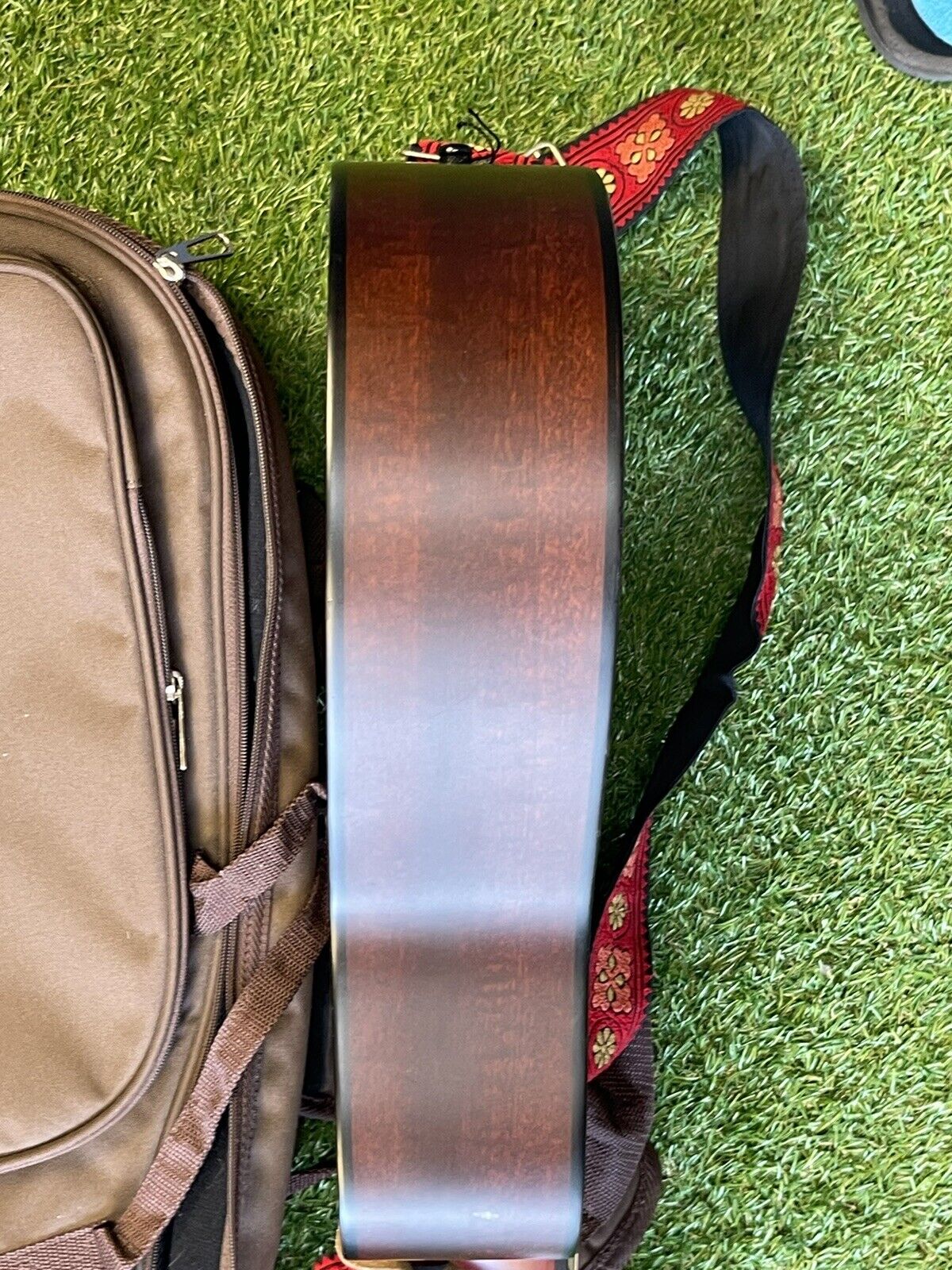 Yamaha FG-Junior JR2 Sunburst Acoustic Guitar With Case Bag 17