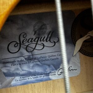 Seagull S6 Tobacco-Burst Acoustic Guitar With Hard Case And Ower Book - Image 4