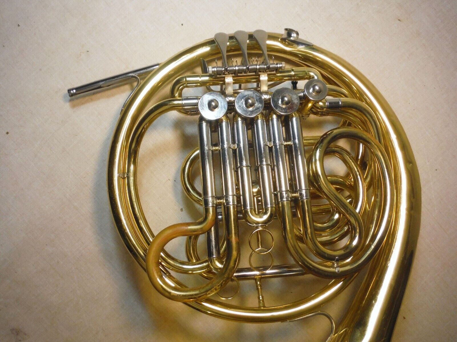 JUPITER JHR-852 DOUBLE FRENCH HORN BRASS WORKING GOOD W/DENTS CASE MOUTHPIECE 3