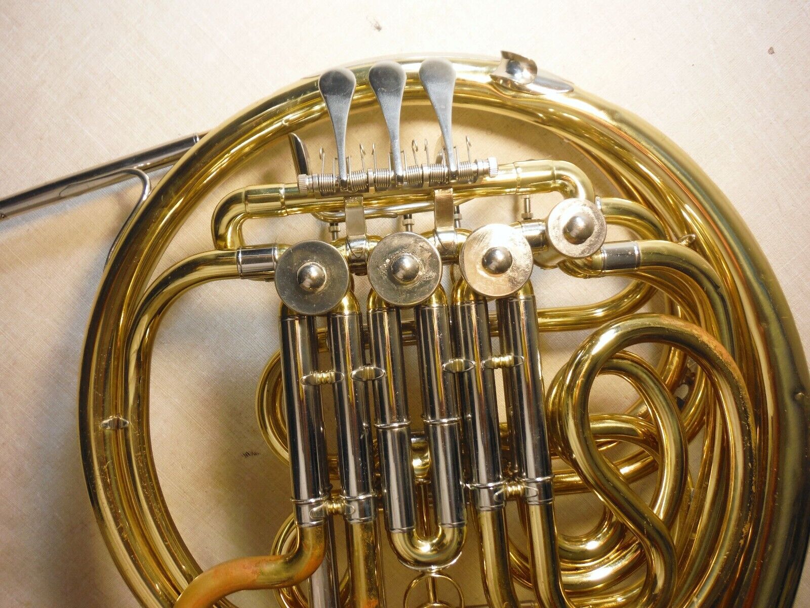 JUPITER JHR-852 DOUBLE FRENCH HORN BRASS WORKING GOOD W/DENTS CASE MOUTHPIECE 4