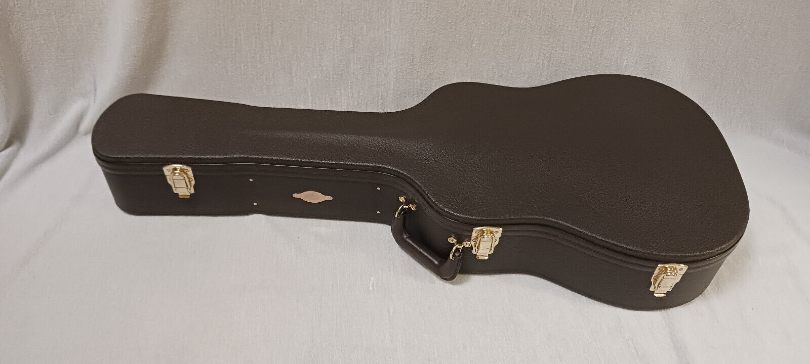 Taylor 320 Dreadnought Acoustic Guitar-Edgeburst 22