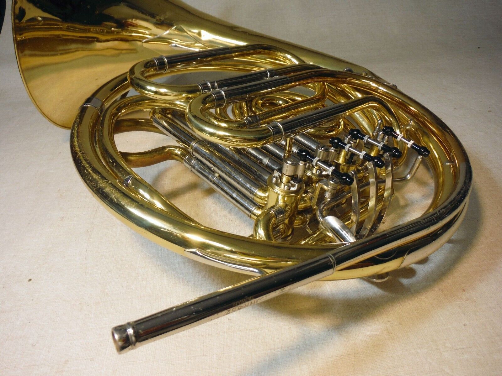 JUPITER JHR-852 DOUBLE FRENCH HORN BRASS WORKING GOOD W/DENTS CASE MOUTHPIECE 12