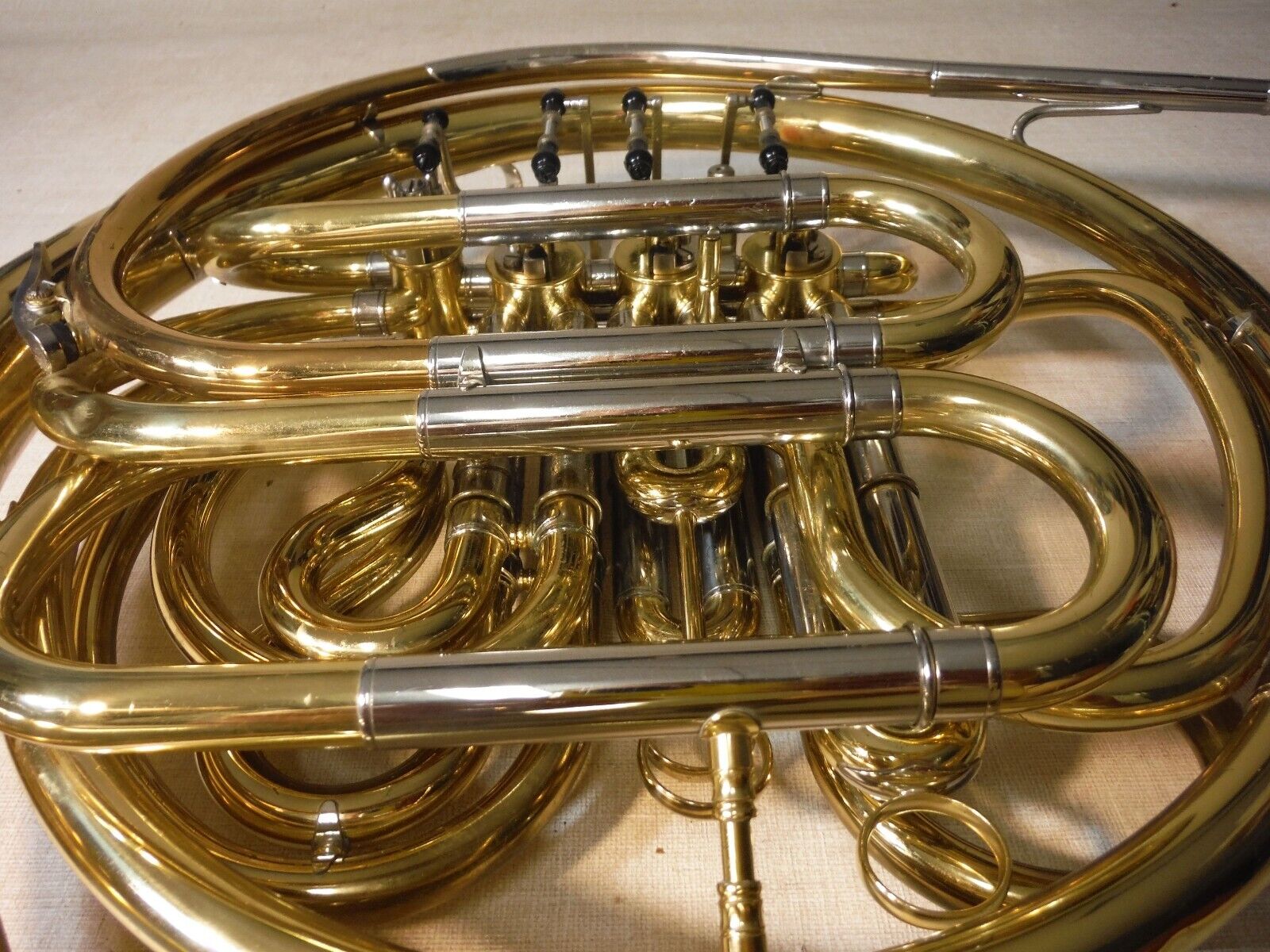 JUPITER JHR-852 DOUBLE FRENCH HORN BRASS WORKING GOOD W/DENTS CASE MOUTHPIECE 21