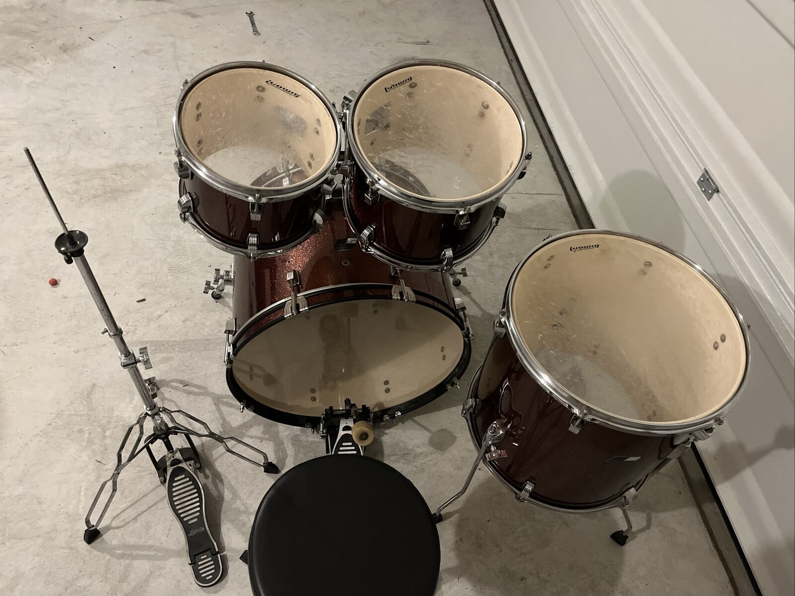 Ludwig Backbeat Complete Drum Set – 4 Pieces 3