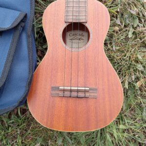 Cascade MOUNTAIN Acoustic UKULELE HIKER TREK CAMPER AP TRAIL Guitar SOFT CASE. - Image 5