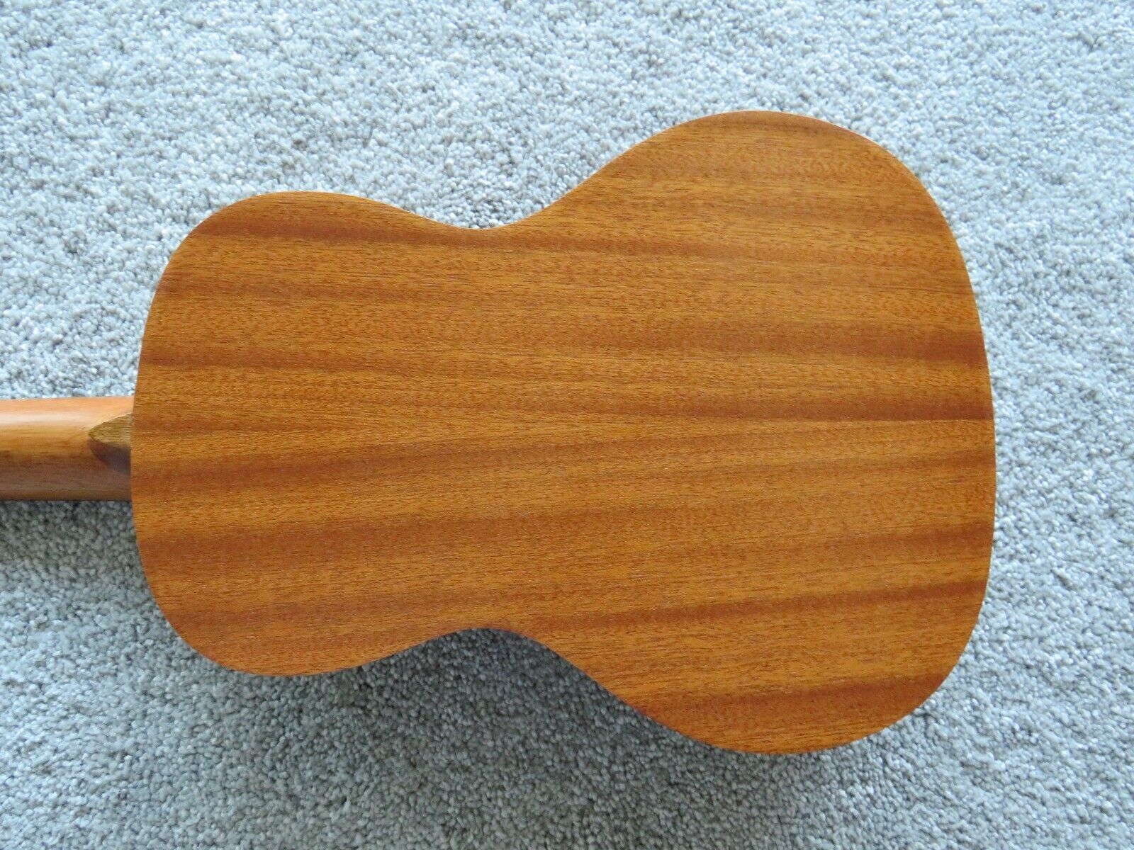 ukulele guitar UKE TC MAH Luna wood brown carved Acoustic Mahogany Bag case 10