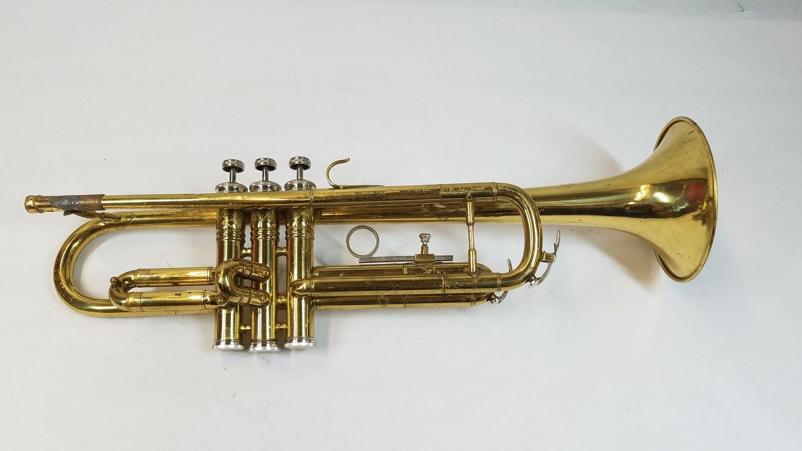 Mirage Gold-Tone Trumpet w/ Case 10