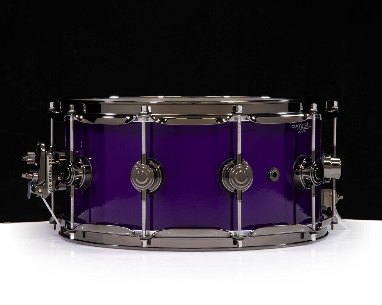 DW Collector’s 6.5×14 Brass Snare Drum w/Black Nickel – Illusion Purple 2