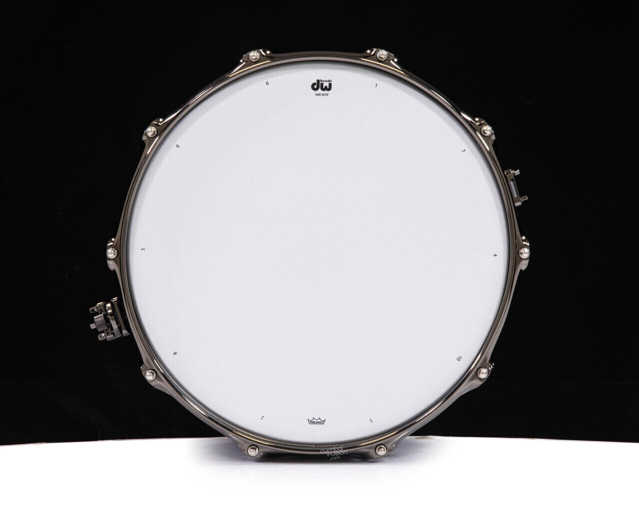 DW Collector’s 6.5×14 Brass Snare Drum w/Black Nickel – Illusion Purple 6