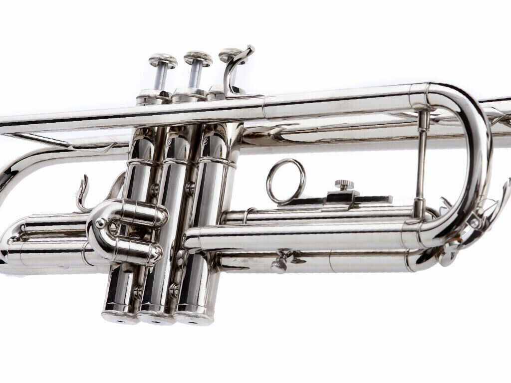 Hawk Nickel Plated Bb Trumpet with Case and Mouthpiece 3