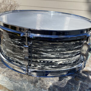 Ludwig Pioneer Snare Drum With Black Oyster Pearl Wrap - Image 4
