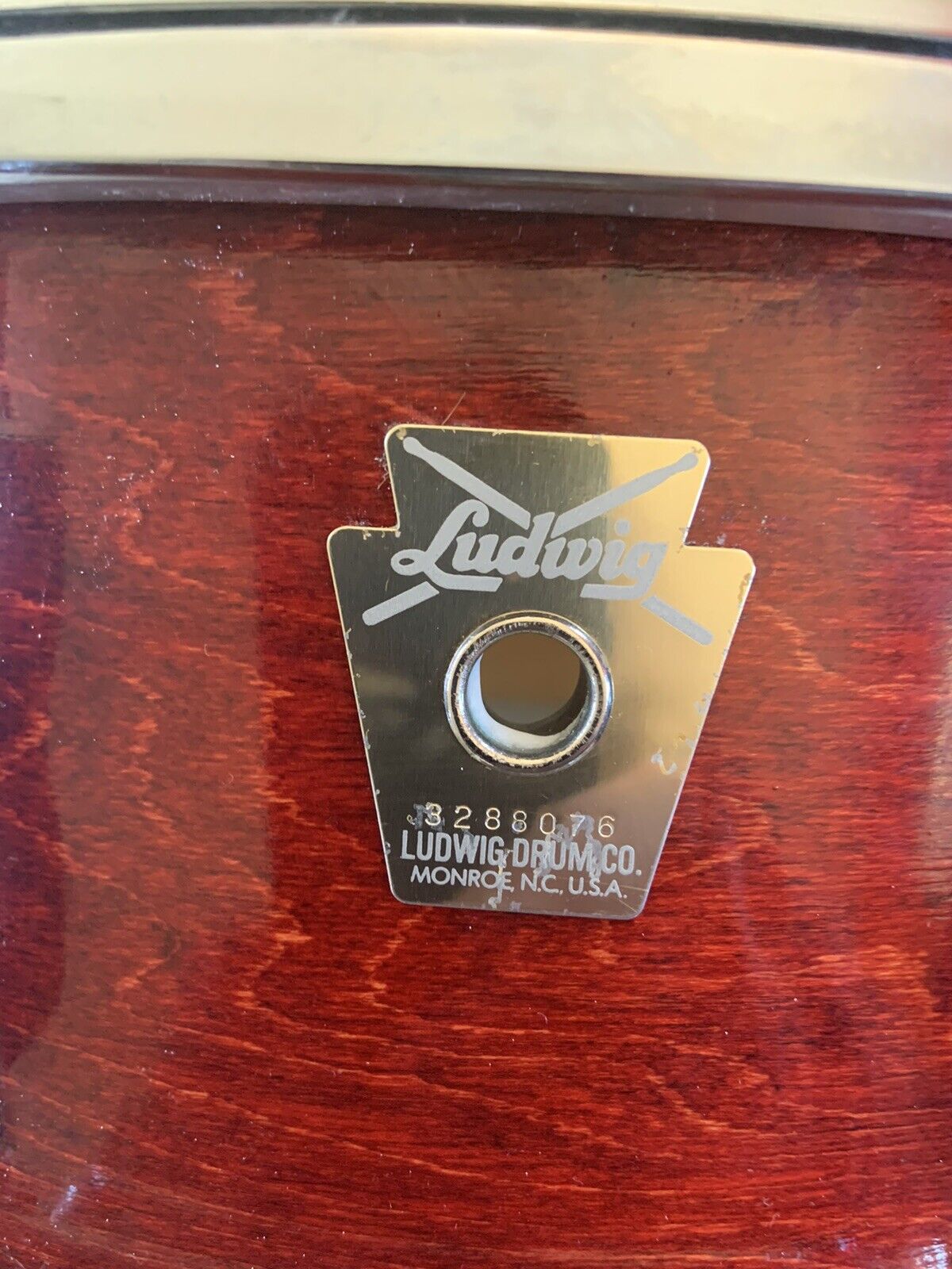 Ludwig 1980’s Maple 10 Lug 5×14 Snare Drum 10