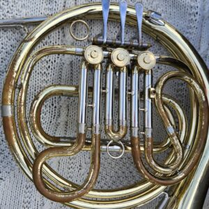 French Horn, King 1156 Single Key F with Eb Slide & Hard Case, circa, circa 1977 - Image 6