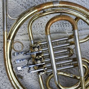 French Horn, King 1156 Single Key F with Eb Slide & Hard Case, circa, circa 1977 - Image 10