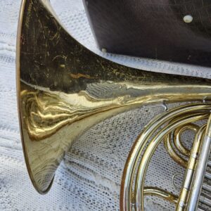 French Horn, King 1156 Single Key F with Eb Slide & Hard Case, circa, circa 1977 - Image 12
