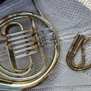 French Horn, King 1156 Single Key F with Eb Slide & Hard Case, circa, circa 1977 - Image 16