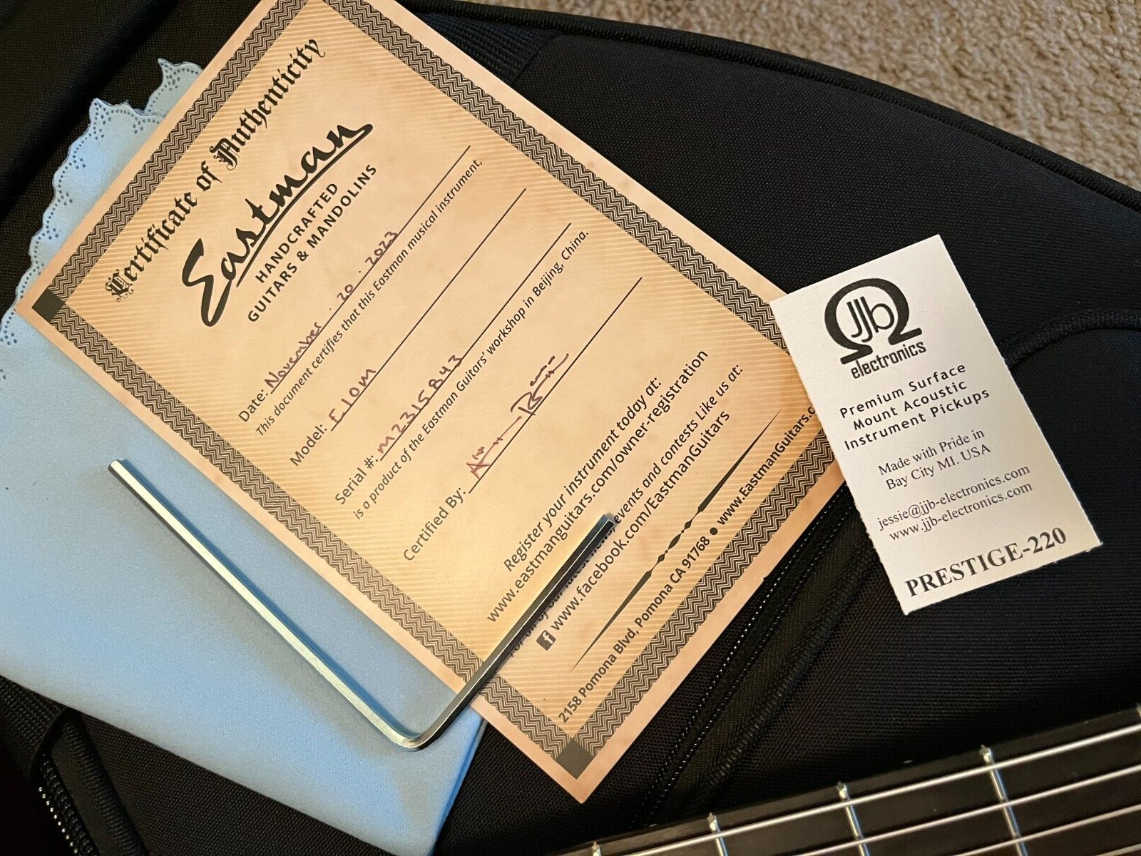 2023 Eastman E1OM Orchestra Acoustic Guitar W/Gig Bag and JJB Pickup Strings 13
