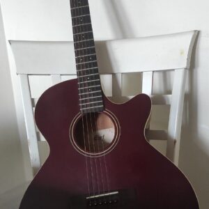 acoustic guitar used - Image 1