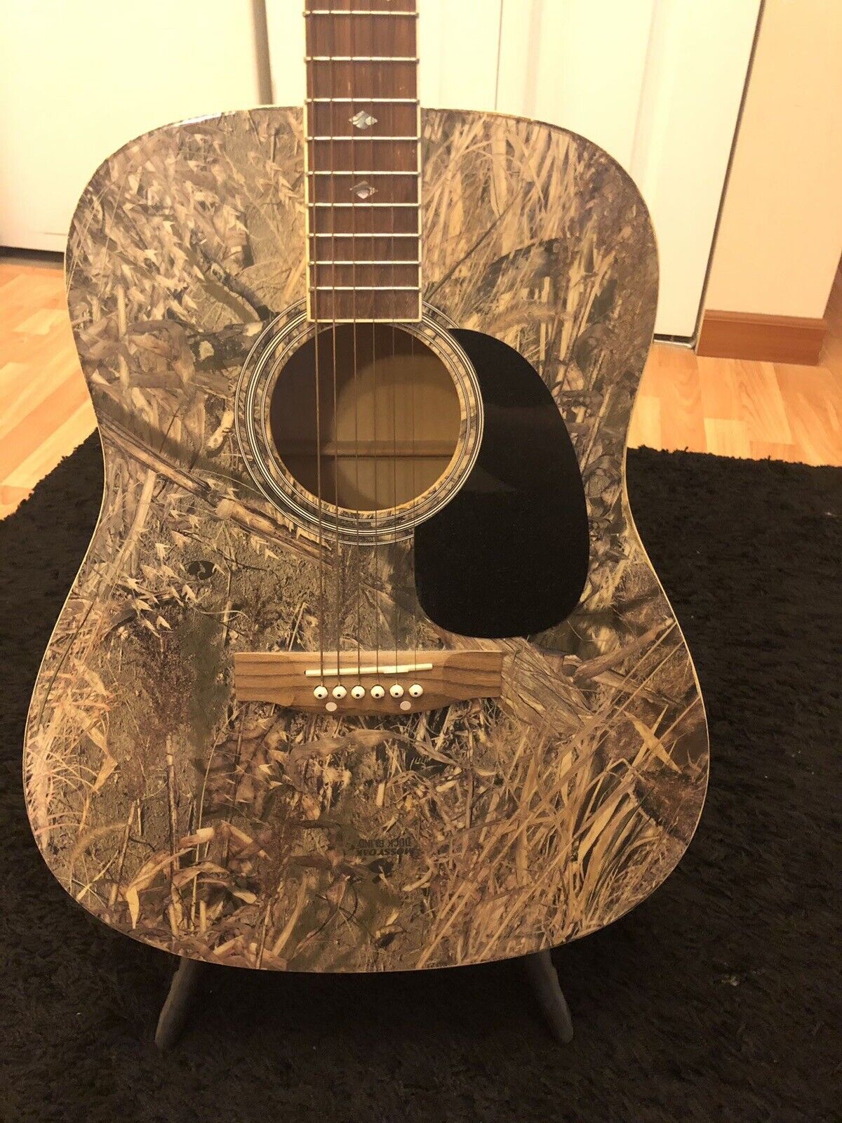 Mossy Oak Duck Blind Accoustic Guitar 1