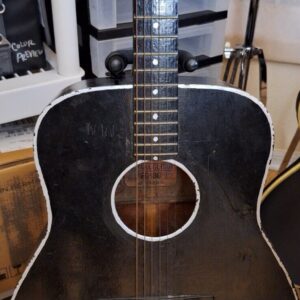 Yamaha FG-180 Acoustic Guitar - Red label - Image 2