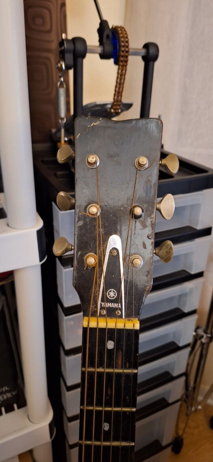 Yamaha FG-180 Acoustic Guitar – Red label 3
