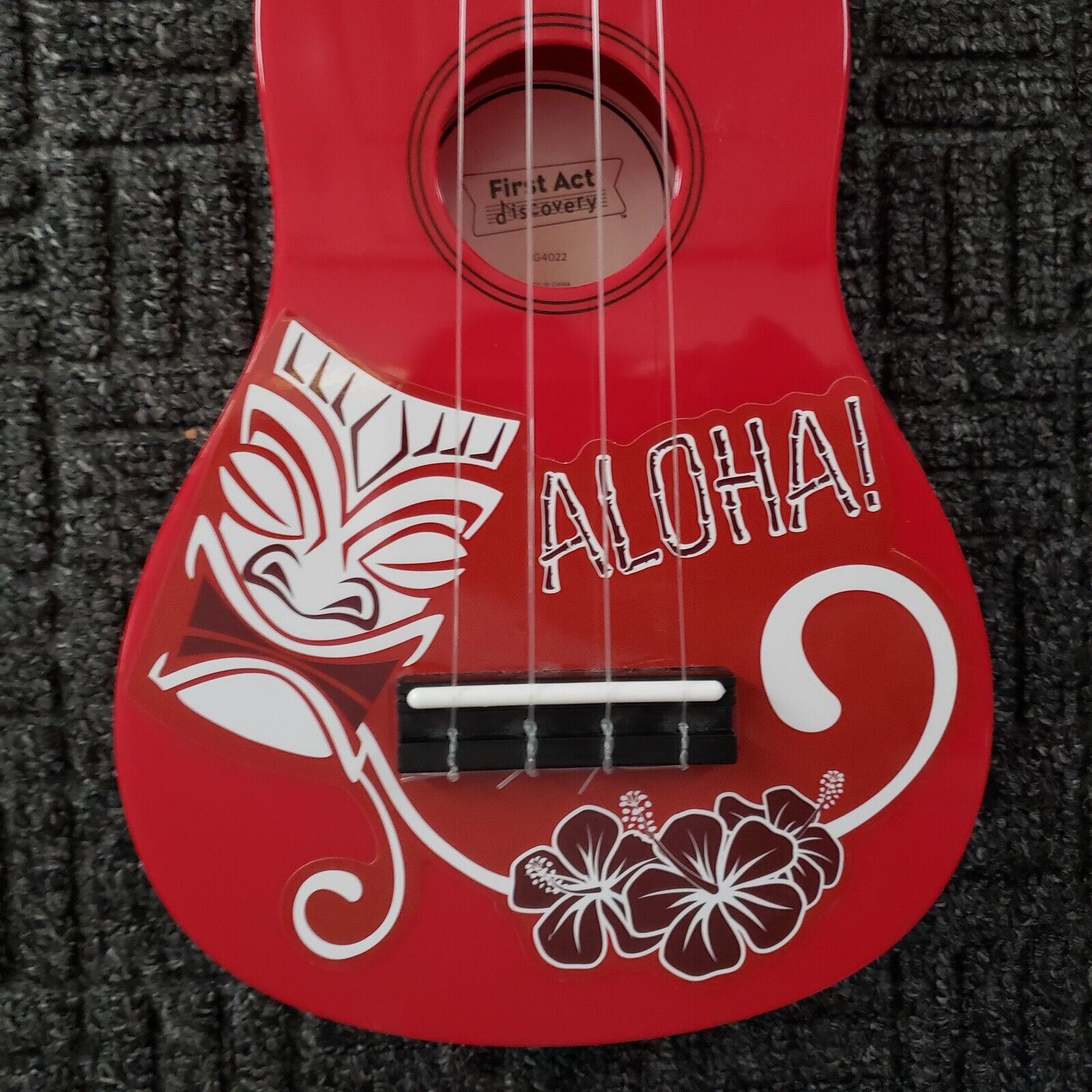 First Act Discovery Ukulele for Beginners Red Hawaiian Flowers 20″ Long 4