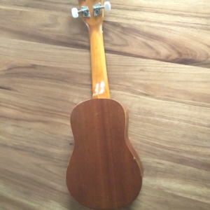 VINTAGE MONTEREY UKULELE GUITAR - Image 5